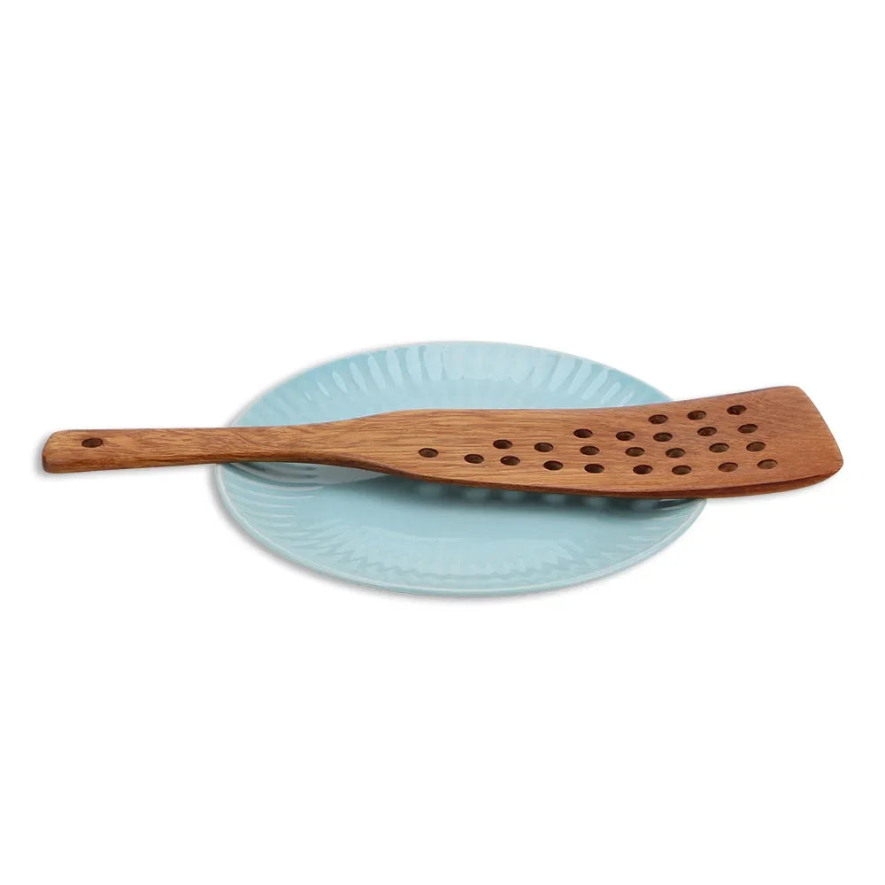 Wooden Filter Shovel Spatula – Non-Stick Frying & Steak Cooking Tool with Drain Holes