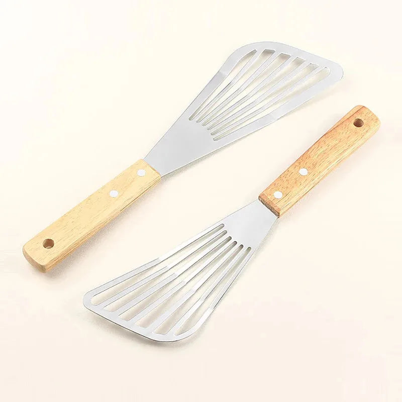 Stainless Steel Fish Frying Shovel with Wooden Handle – Fan-Shaped Turner for High-Temperature Cooking