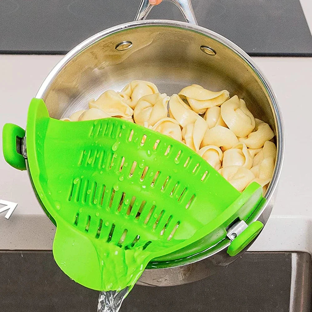 Silicone Clip-On Kitchen Strainer – Pot & Pan Drain Rack for Pasta, Vegetables & Fruits