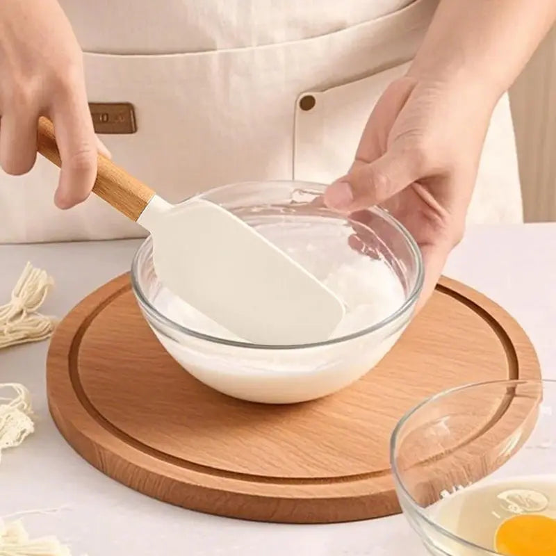Non-Stick Silicone Baking Spatula with Wooden Handle – Heat-Resistant Icing & Jam Spreader