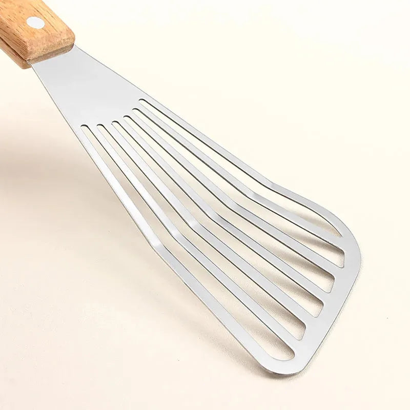 Stainless Steel Fish Frying Shovel with Wooden Handle – Fan-Shaped Turner for High-Temperature Cooking