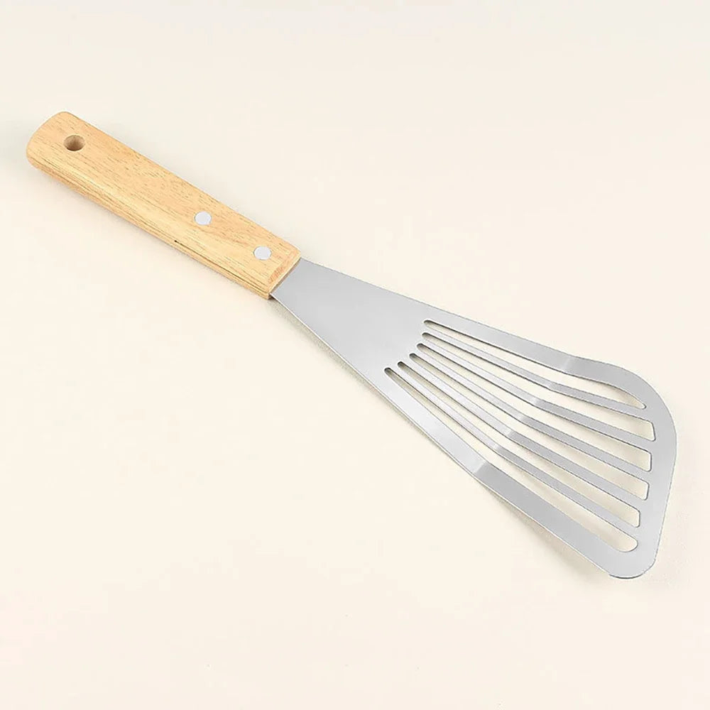 Stainless Steel Fish Frying Shovel with Wooden Handle – Fan-Shaped Turner for High-Temperature Cooking