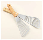 Stainless Steel Fish Frying Shovel with Wooden Handle – Fan-Shaped Turner for High-Temperature Cooking