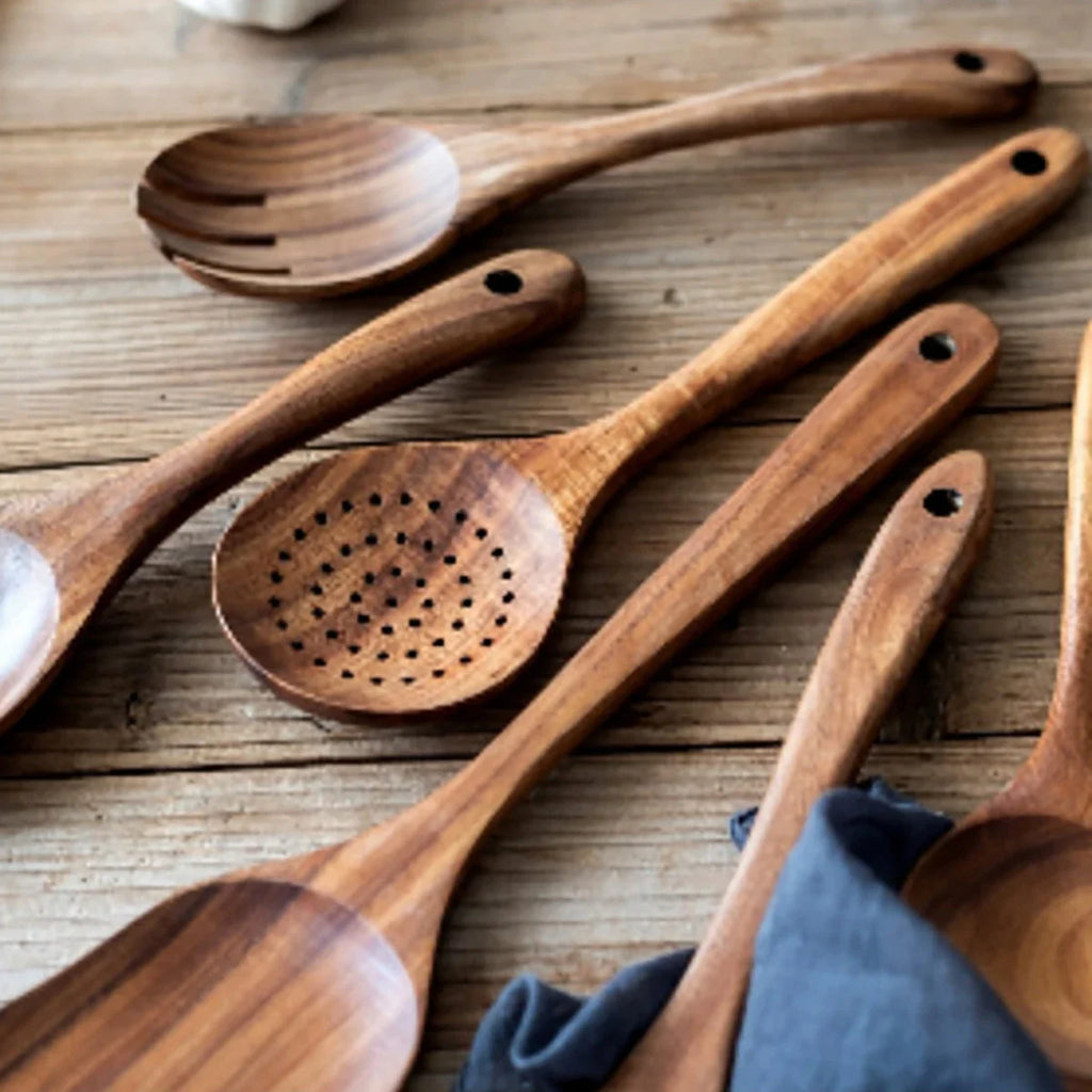 Wooden Kitchen Cooking Set – Spatula, Spoon & Salad Fork Set with Storage Bucket